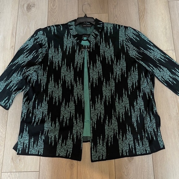 Ming Wang Black and Cyan Embroidered Cardigan m7. - Picture 2 of 9